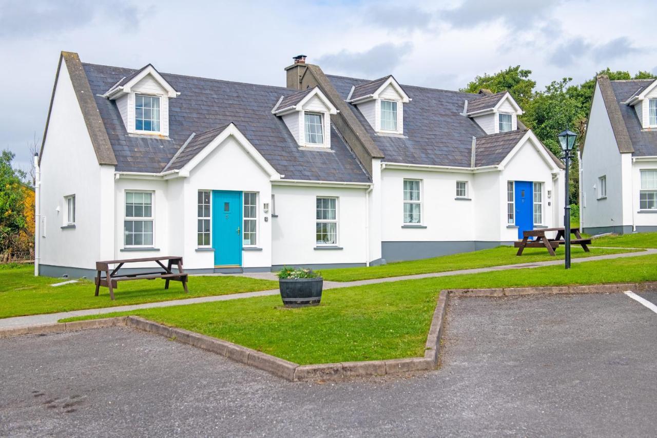 Dingle Harbour Cottages 3 Bed Sleeps 7 By Trident Holiday Homes Exterior photo